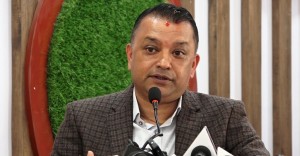प्रधानमन्त्रीले संविधानको धज्जी उडाए : कांग्रेस सभापति थापा