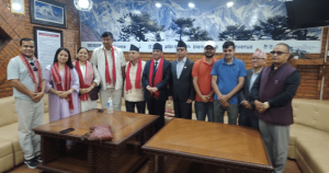 प्रचण्ड सहित ६ जना नेता श्रीलंका गए