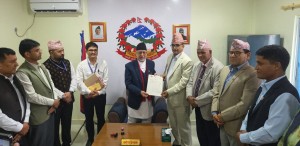 नेकपाका खगराज भट्ट बने सुदूरपश्चिम मुख्यमन्त्री
