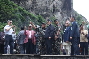 प्रधानमन्त्रीले गरे बाढी प्रभावित क्षेत्रको अवलोकन