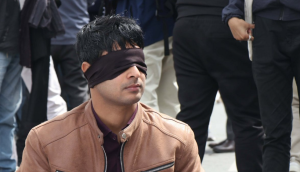 कालोपट्टी बाँधेर सडकमा जेनजी