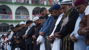 इस्लाम धर्मावलम्बीहरूको ठुलो पर्व इद उल फित्र (इद) शनिबार हर्षोल्लासका साथ मनाइयो