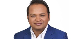 दुई सातामै किन हटाइए श्रममन्त्रीबाट दीपक साह?