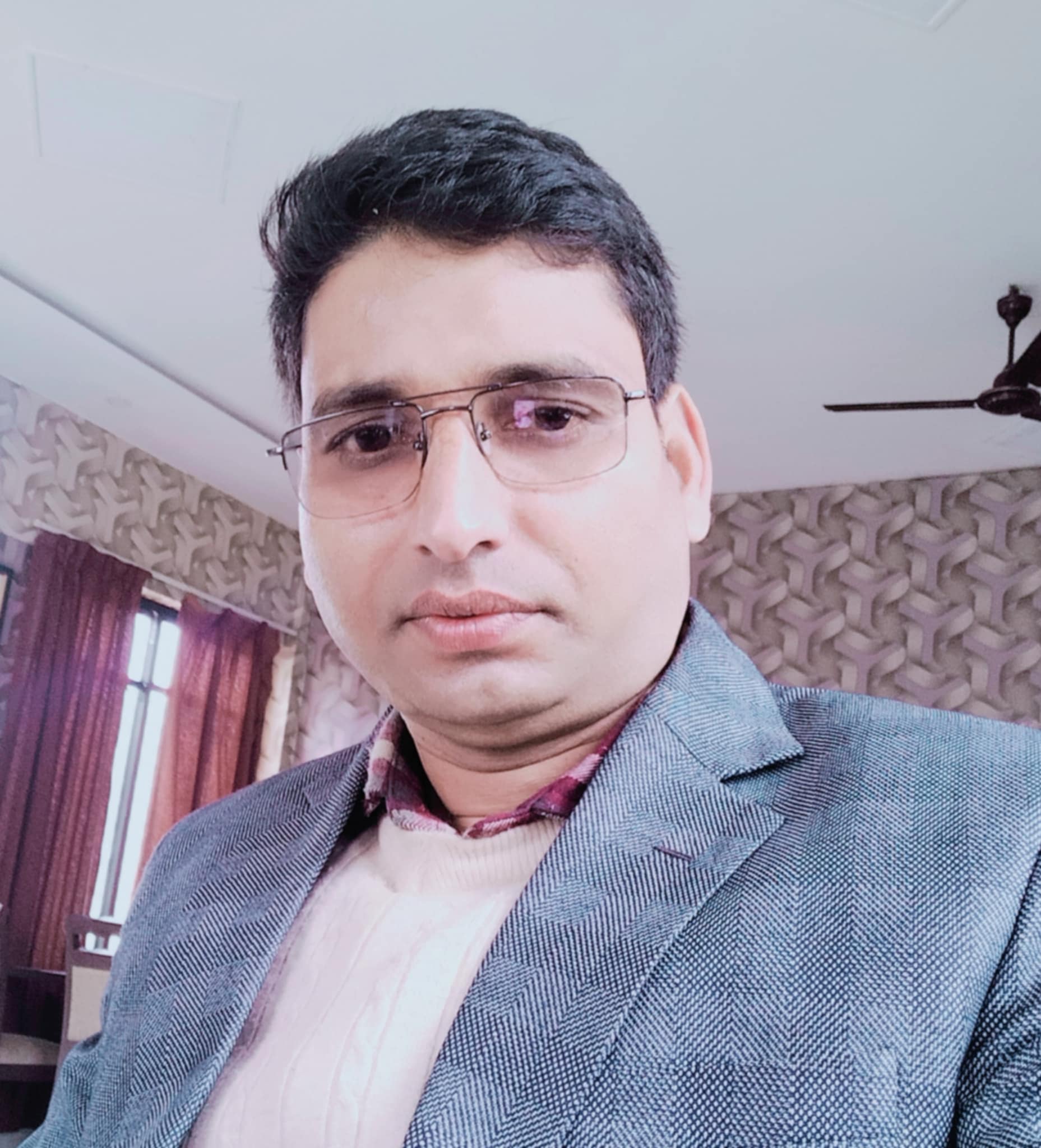 लोकेन्द्र राज शर्मा
