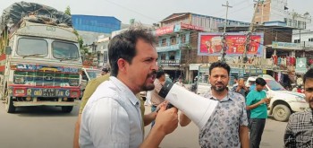 बालेन सरकारको निर्णयविरुद्ध महोत्तरीको बर्दिवासमा प्रदर्शन