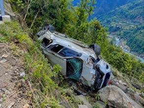 रुकुमपश्चिममा जीप दुर्घटना हुँदा चालकसहित दुई जनाको मृत्यु