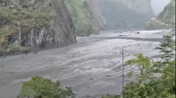बूढीगण्डकी बाढी : चुमनुब्रीका ३५ घर बगे