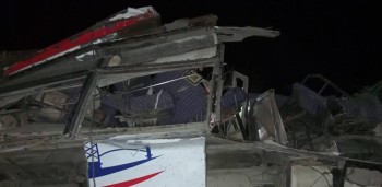 बैतडीमा जन्ती बोकेको बस दुर्घटना