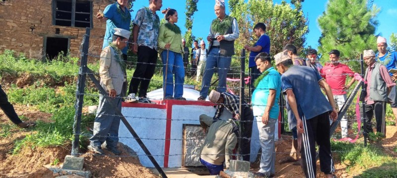 छेडागाडको स्वडारीमा एक घर एक धारा निर्माणपछि स्थानीय खुशी